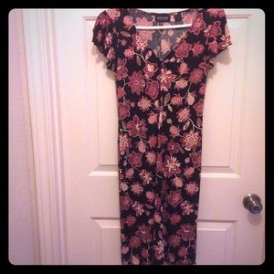 New York & Co cap sleeve S black wine floral dress